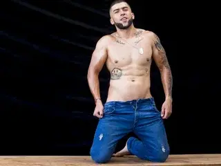 Streamate Watch Live Sex Cams of Erickblake