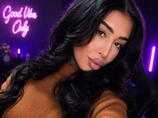 Streamate Adult Webcam of AARISS