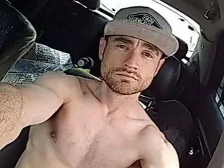 Streamate Live Sex Cam of Famous1tad