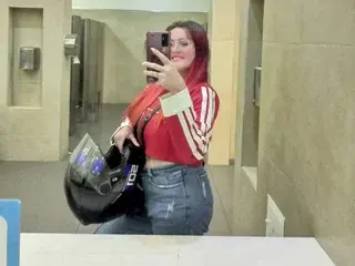 Streamate Private Sex Chat of Carolinhe26
