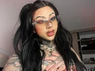 Streamate Free Live Porn of MilaMonty