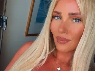 Streamate Private Sex Chat of CandyKay25