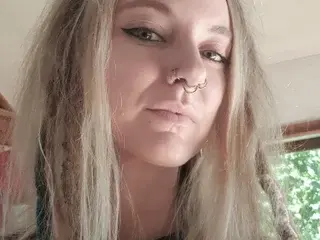 Streamate Free Live Porn of MsVixenViolet