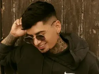 Streamate Free Porn Cam of Sergio27