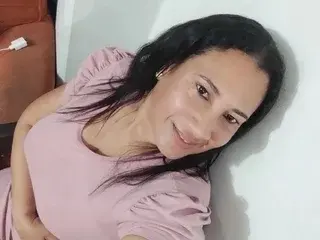 Streamate Sex Cam of NinaSimonne