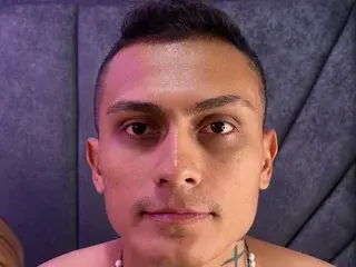 Streamate Adult Webcam of Drake_OS