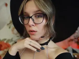 Streamate Nude Webcam of Magical_Fox