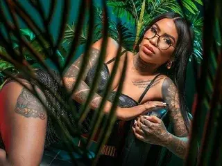 Streamate Live Porn of deborah_tatto