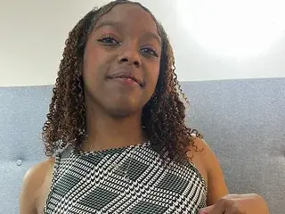 Streamate Live Sex Cam of SerenaBabe18x