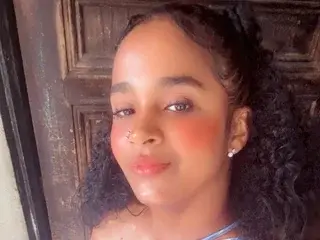Streamate Private Sex Chat of Ebonyy_Love