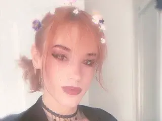 Streamate Best live sex cam show of SadieSupernova