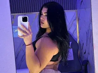 Streamate Nude Webcam of melanyrouse24