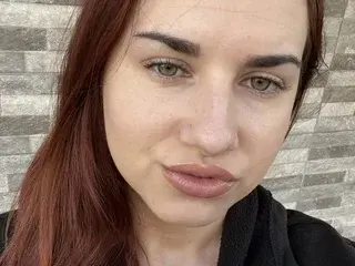 Streamate Best live sex cam show of LYIAANA