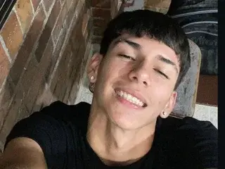 Streamate Best live sex cam show of AmethystShadow18