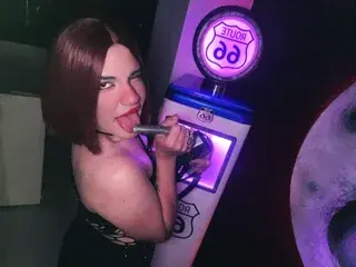 Streamate Adult Video Chat of GlossyyBratz