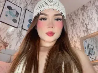 Streamate Watch Live Sex Cams of LyennRae