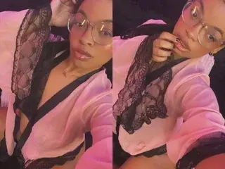 Streamate Adult Video Chat of YazminJenner