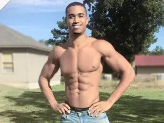 Streamate Free Live Porn of ZekeFrost