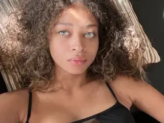 Streamate Best Webcam of WillowNoir