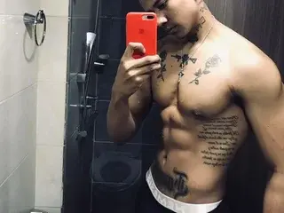 Streamate Watch Live Sex Cams of ThomasHardy