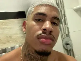 Streamate Best live sex cam show of Drakehottt