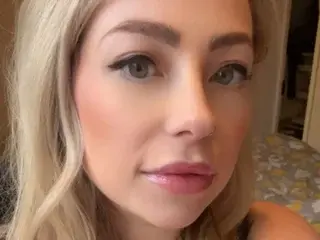 Streamate Adult Webcams of FrankiiRayeXXXX