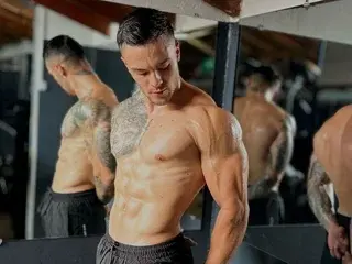 Streamate Live Sex of AlexanderCollim