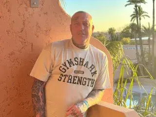 Streamate Live Porn of SavageInk