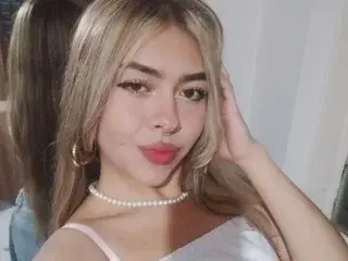 Streamate Free Live Porn of KatyBennet