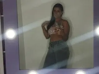 Streamate Free Live Porn of Laura_Mendosa