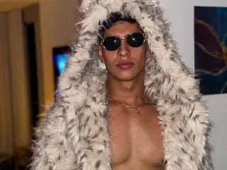 Streamate Live Porn of Alan_pitt