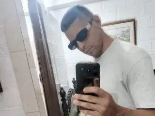 Streamate Sex Cam of Cris_Lacobra
