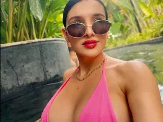Streamate Sex Chat of Violet_hott