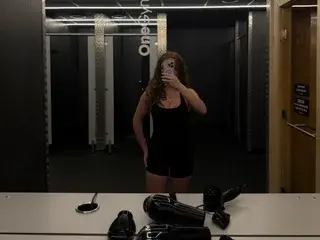 Streamate Nude Webcam of Frenchgirl158