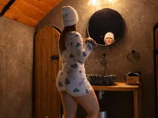 Streamate Private Sex Chat of EmmaShaykk