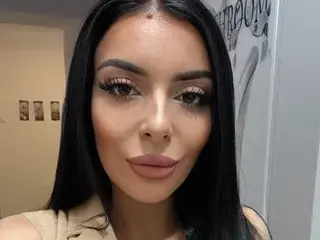 Streamate Adult Webcam of AriaYasmin