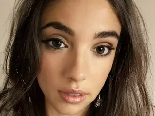 Streamate Sex Chat of Bellahot66