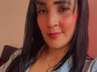 Streamate Adult Webcam of MILAHOT23