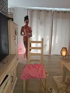 Stripchat Sex Cam of Misses-Cougar