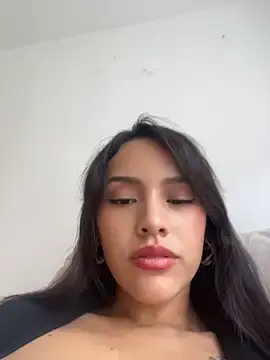 Stripchat Live Sex Cam of Mia-villalobos