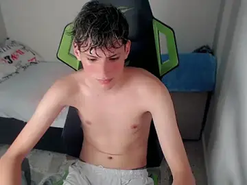Stripchat Nude Webcam of Pablito_junior