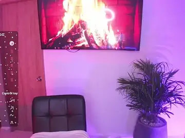 Stripchat Free Porn Cam of angel_rouse_