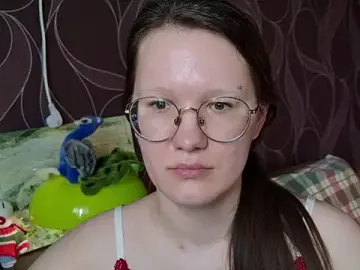 Stripchat Free Porn Cam of hairyMira
