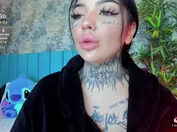 Stripchat Best live sex cam show of CreamyInkky_