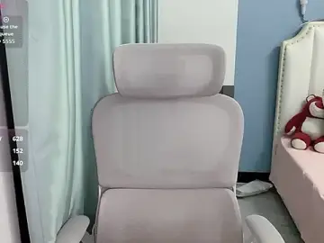 Stripchat Sex Cam of Luna-666