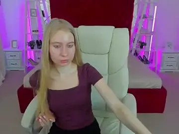 Stripchat Watch Live Sex Cams of Alina_Blonde