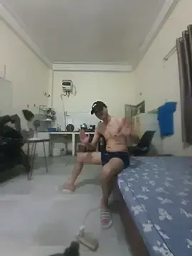 Stripchat Nude Webcam of boy_zin007