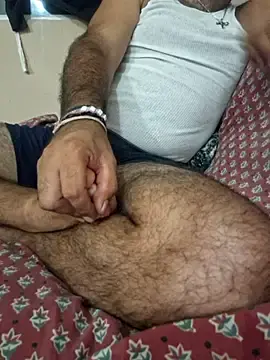 Stripchat Live Sex Cam of rojo_guerrero