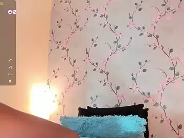 Stripchat Sex Cam of EmmySweett