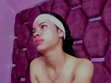 Stripchat Best Webcam of Nanis_James